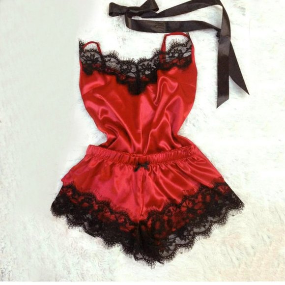 2-piece Red satin with Lace sleepwear - Picture 4 of 4